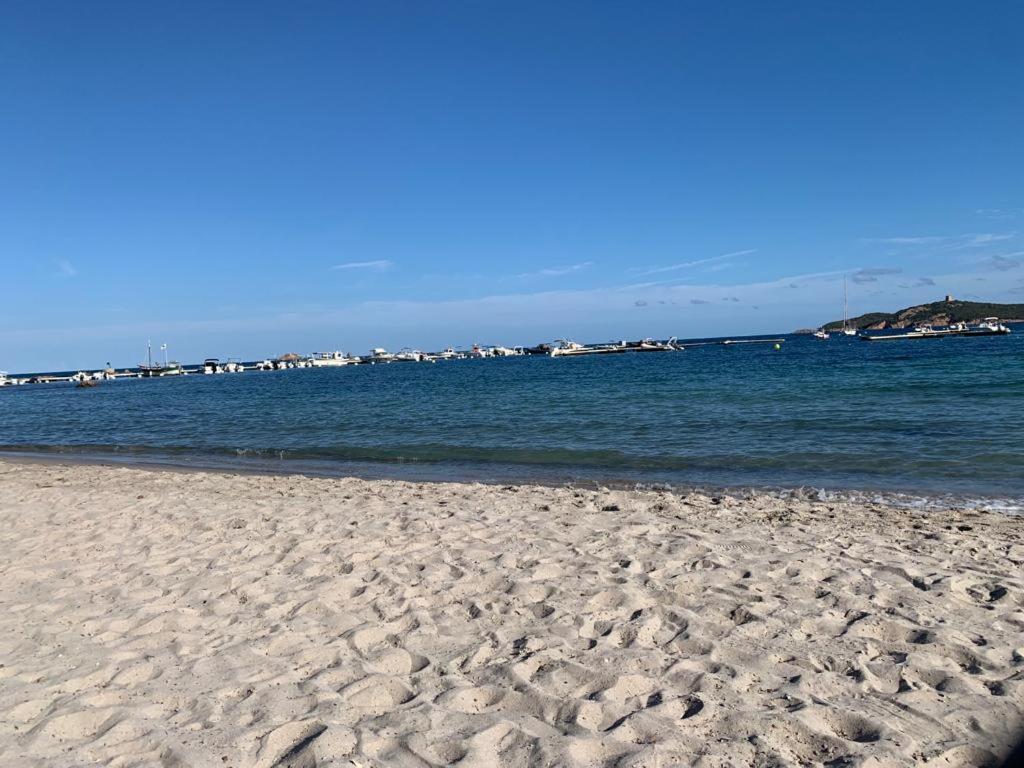La Corse Les Pieds Dans L'Eau Apartment Pinarellu  Exterior photo